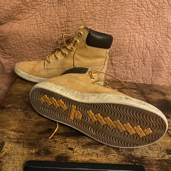 Timberland Flannery on wheat sneakers - Picture 3 of 4